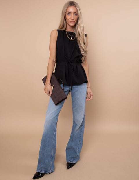 Studio Cinch Top