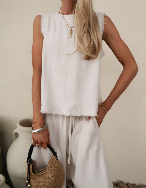 Laguna Tank