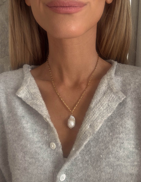 Pearl Drop Necklace