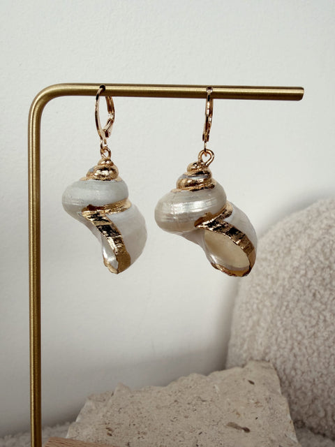 Destin Large Seashell Drop Earring