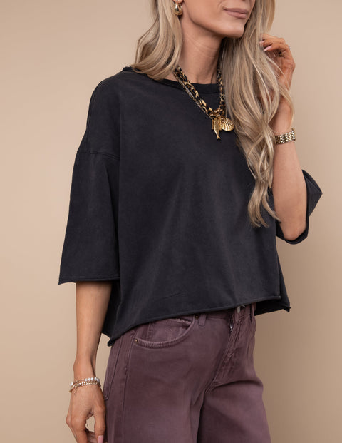 Lali Tee